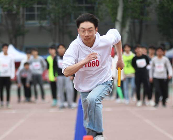 说明: C:\Users\ADMINI~1\AppData\Local\Temp\WeChat Files\4cfec79e4425fa5b9ad1921b46c1bb1.jpg