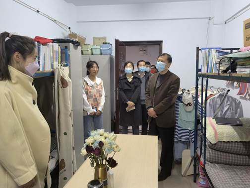 15a4639ee8f4e630b6c41f5e3a3404d