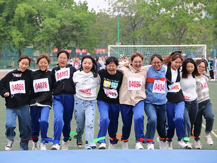 说明: C:\Users\ADMINI~1\AppData\Local\Temp\WeChat Files\ab49b25398e2e4b353634c4cb219df2.jpg